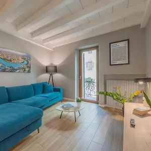 Apartment Domus Largo Pescheria, Verona